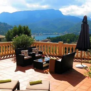 apartamento-en-el-puerto-de-sller-con-gran-terraza.allmallorcahotels.com/