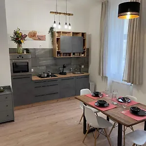 roo-rooms-4.vienna-besthotels.com/